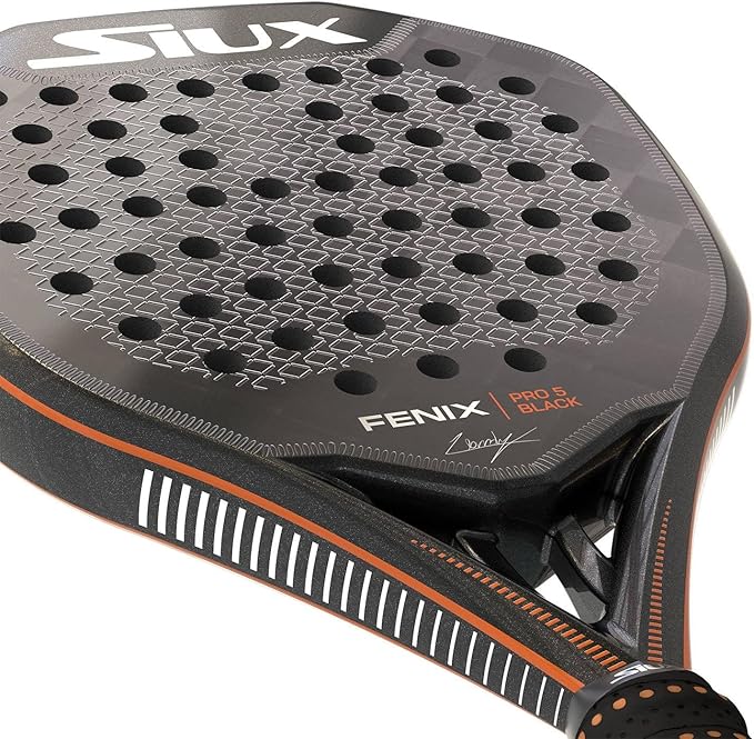 Padel Hunt - Padel racket kopen? Vindt hier de nieuwste collectie tegen de scherpste prijzen!