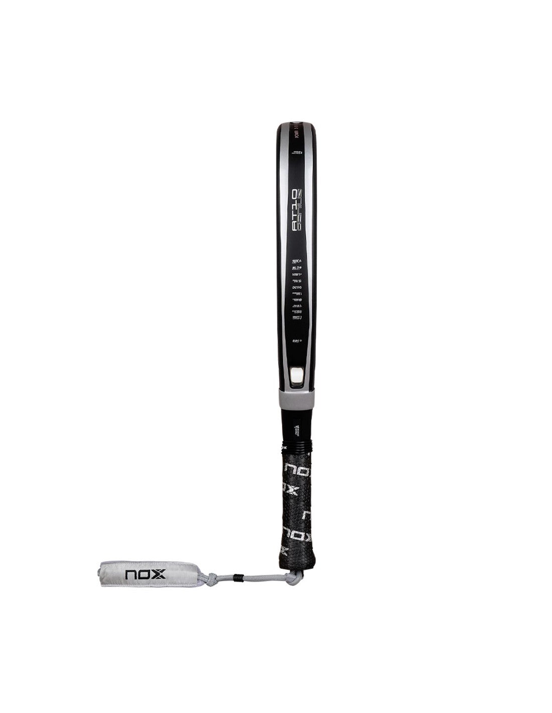 Verlengde grip en balanssysteem van de Nox AT10 Genius Attack 2026